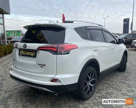 Білий Тойота РАВ 4, об'ємом двигуна 2.2 л та пробігом 288 тис. км за 22900 $, фото 6 на Automoto.ua