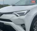 Тойота РАВ 4 2017 в Львове на Automoto.ua Белый Тойота РАВ 4, объемом двигателя 2.49 л и пробегом 187 тыс. км за 22990 $, фото 5 на Automoto.ua