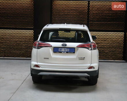 Білий Тойота РАВ 4, об'ємом двигуна 2.49 л та пробігом 72 тис. км за 24000 $, фото 4 на Automoto.ua