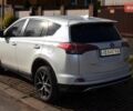 Тойота РАВ 4 2017 в Виннице на Automoto.ua Белый Тойота РАВ 4, объемом двигателя 2.49 л и пробегом 198 тыс. км за 22987 $, фото 8 на Automoto.ua