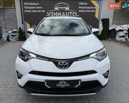 Білий Тойота РАВ 4, об'ємом двигуна 2.23 л та пробігом 192 тис. км за 20500 $, фото 3 на Automoto.ua