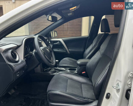 Белый Тойота РАВ 4, объемом двигателя 2.49 л и пробегом 199 тыс. км за 22999 $, фото 28 на Automoto.ua