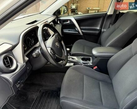 Білий Тойота РАВ 4, об'ємом двигуна 2.23 л та пробігом 192 тис. км за 20500 $, фото 66 на Automoto.ua