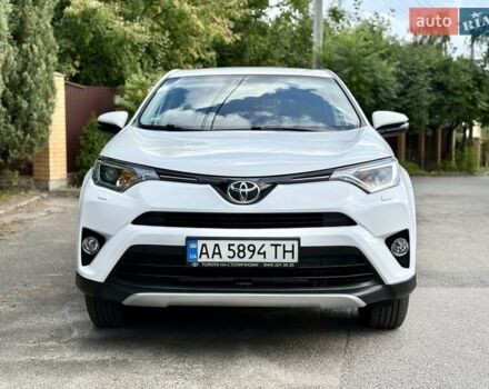Білий Тойота РАВ 4, об'ємом двигуна 2.23 л та пробігом 90 тис. км за 22700 $, фото 5 на Automoto.ua