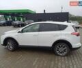 Тойота РАВ 4 2017 в Стрые на Automoto.ua Белый Тойота РАВ 4, объемом двигателя 2.49 л и пробегом 143 тыс. км за 23500 $, фото 3 на Automoto.ua