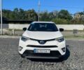 Білий Тойота РАВ 4, об'ємом двигуна 2.49 л та пробігом 206 тис. км за 20200 $, фото 1 на Automoto.ua