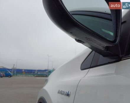 Тойота РАВ 4 2017 в Стрые на Automoto.ua Белый Тойота РАВ 4, объемом двигателя 2.49 л и пробегом 143 тыс. км за 23500 $, фото 29 на Automoto.ua