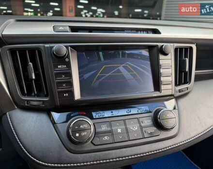 Белый Тойота РАВ 4, объемом двигателя 1.99 л и пробегом 151 тыс. км за 19990 $, фото 17 на Automoto.ua