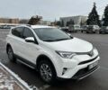 Білий Тойота РАВ 4, об'ємом двигуна 2.49 л та пробігом 82 тис. км за 23700 $, фото 1 на Automoto.ua