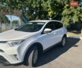Белый Тойота РАВ 4, объемом двигателя 2.23 л и пробегом 144 тыс. км за 24000 $, фото 1 на Automoto.ua