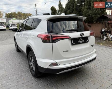Білий Тойота РАВ 4, об'ємом двигуна 2.23 л та пробігом 192 тис. км за 20500 $, фото 19 на Automoto.ua
