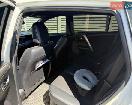 Белый Тойота РАВ 4, объемом двигателя 2.49 л и пробегом 138 тыс. км за 23500 $, фото 15 на Automoto.ua