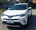 Білий Тойота РАВ 4, об'ємом двигуна 2.49 л та пробігом 198 тис. км за 22950 $, фото 1 на Automoto.ua