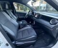 Белый Тойота РАВ 4, объемом двигателя 2.2 л и пробегом 180 тыс. км за 22000 $, фото 3 на Automoto.ua