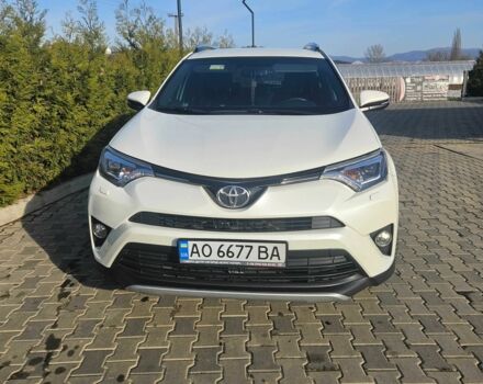 Білий Тойота РАВ 4, об'ємом двигуна 2.2 л та пробігом 290 тис. км за 521 $, фото 2 на Automoto.ua