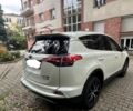 Тойота РАВ 4 2017 в Киеве на Automoto.ua Белый Тойота РАВ 4, объемом двигателя 2 л и пробегом 116 тыс. км за 8000 $, фото 4 на Automoto.ua
