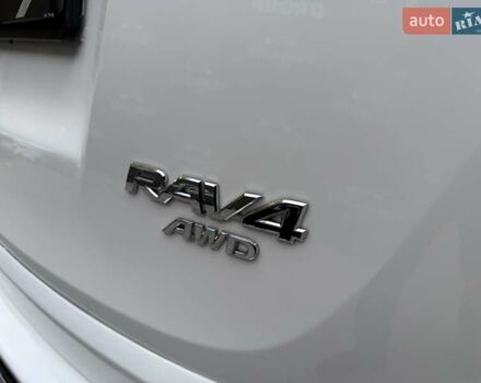 Білий Тойота РАВ 4, об'ємом двигуна 2.23 л та пробігом 192 тис. км за 20500 $, фото 36 на Automoto.ua