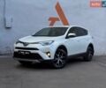 Белый Тойота РАВ 4, объемом двигателя 2.49 л и пробегом 120 тыс. км за 23990 $, фото 1 на Automoto.ua