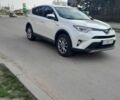 Білий Тойота РАВ 4, об'ємом двигуна 2.5 л та пробігом 204 тис. км за 20500 $, фото 1 на Automoto.ua