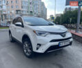 Білий Тойота РАВ 4, об'ємом двигуна 2.49 л та пробігом 107 тис. км за 22000 $, фото 1 на Automoto.ua