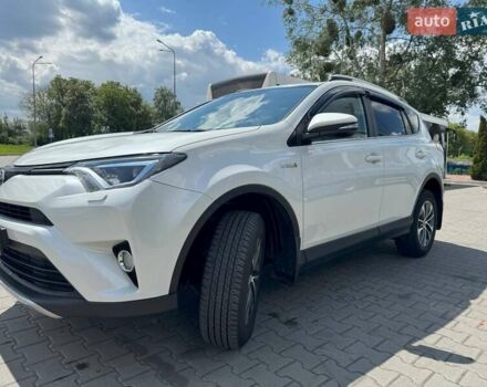 Білий Тойота РАВ 4, об'ємом двигуна 2.49 л та пробігом 55 тис. км за 27300 $, фото 1 на Automoto.ua