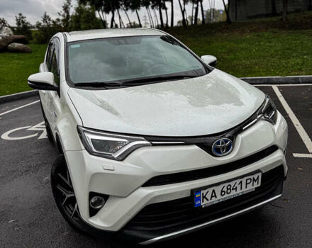 Белый Тойота РАВ 4, объемом двигателя 2.49 л и пробегом 146 тыс. км за 23997 $, фото 4 на Automoto.ua