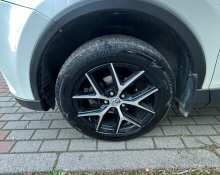 Белый Тойота РАВ 4, объемом двигателя 2.2 л и пробегом 180 тыс. км за 22000 $, фото 14 на Automoto.ua