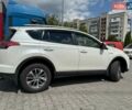 Білий Тойота РАВ 4, об'ємом двигуна 2.49 л та пробігом 55 тис. км за 27300 $, фото 7 на Automoto.ua