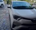 Белый Тойота РАВ 4, объемом двигателя 2.2 л и пробегом 200 тыс. км за 19000 $, фото 1 на Automoto.ua