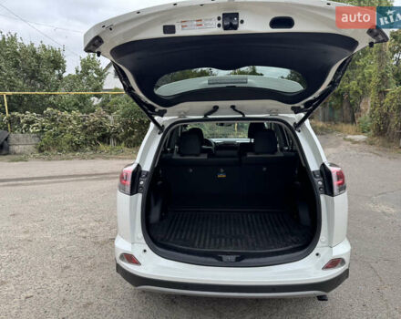 Білий Тойота РАВ 4, об'ємом двигуна 2.49 л та пробігом 96 тис. км за 22300 $, фото 30 на Automoto.ua