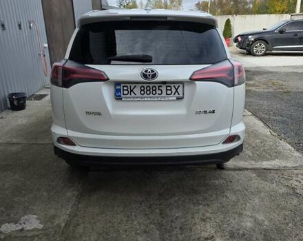 Білий Тойота РАВ 4, об'ємом двигуна 2 л та пробігом 80 тис. км за 22500 $, фото 2 на Automoto.ua