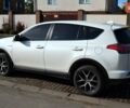 Тойота РАВ 4 2017 в Виннице на Automoto.ua Белый Тойота РАВ 4, объемом двигателя 2.49 л и пробегом 198 тыс. км за 22987 $, фото 6 на Automoto.ua