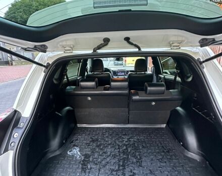 Белый Тойота РАВ 4, объемом двигателя 2.2 л и пробегом 180 тыс. км за 22000 $, фото 2 на Automoto.ua