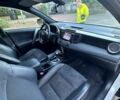 Белый Тойота РАВ 4, объемом двигателя 2.2 л и пробегом 180 тыс. км за 22000 $, фото 9 на Automoto.ua