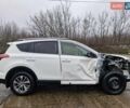 Білий Тойота РАВ 4, об'ємом двигуна 2.5 л та пробігом 126 тис. км за 15799 $, фото 8 на Automoto.ua