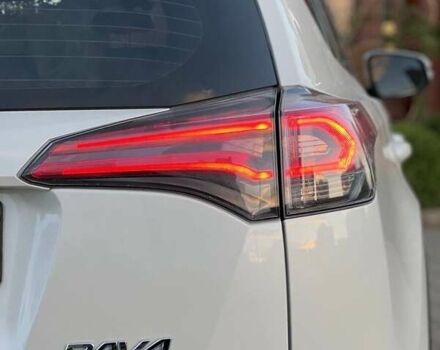 Белый Тойота РАВ 4, объемом двигателя 1.99 л и пробегом 111 тыс. км за 19999 $, фото 13 на Automoto.ua