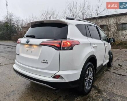 Білий Тойота РАВ 4, об'ємом двигуна 2.5 л та пробігом 126 тис. км за 15799 $, фото 6 на Automoto.ua