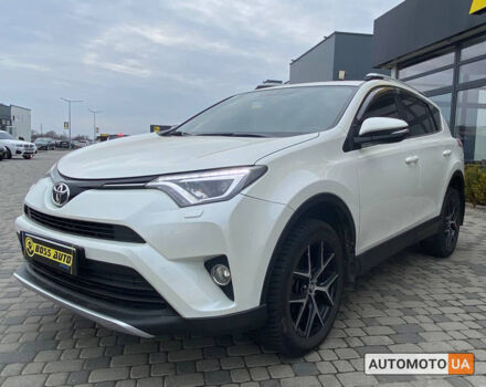 Білий Тойота РАВ 4, об'ємом двигуна 2.2 л та пробігом 288 тис. км за 22900 $, фото 2 на Automoto.ua