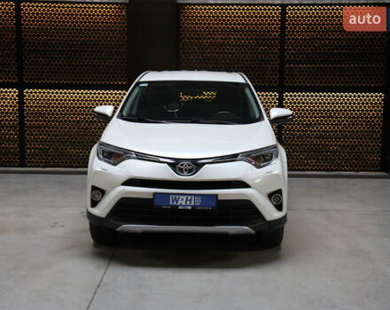 Білий Тойота РАВ 4, об'ємом двигуна 2.49 л та пробігом 72 тис. км за 24000 $, фото 1 на Automoto.ua