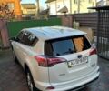 Белый Тойота РАВ 4, объемом двигателя 2.5 л и пробегом 108 тыс. км за 25300 $, фото 3 на Automoto.ua