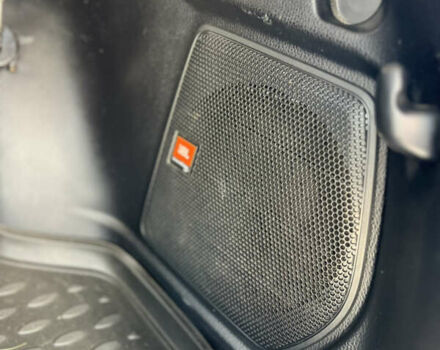 Белый Тойота РАВ 4, объемом двигателя 2.23 л и пробегом 136 тыс. км за 16800 $, фото 5 на Automoto.ua