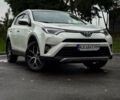 Белый Тойота РАВ 4, объемом двигателя 2.49 л и пробегом 146 тыс. км за 23997 $, фото 1 на Automoto.ua