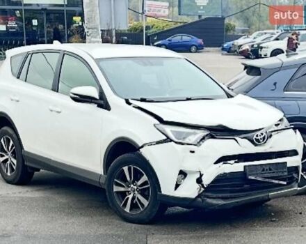 Белый Тойота РАВ 4, объемом двигателя 2.23 л и пробегом 190 тыс. км за 16999 $, фото 5 на Automoto.ua