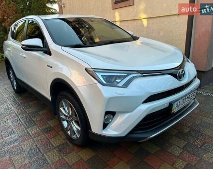 Белый Тойота РАВ 4, объемом двигателя 2.5 л и пробегом 108 тыс. км за 25300 $, фото 10 на Automoto.ua