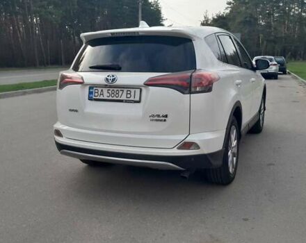 Білий Тойота РАВ 4, об'ємом двигуна 2.49 л та пробігом 204 тис. км за 20000 $, фото 4 на Automoto.ua
