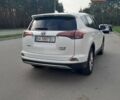 Білий Тойота РАВ 4, об'ємом двигуна 2.49 л та пробігом 204 тис. км за 20000 $, фото 4 на Automoto.ua