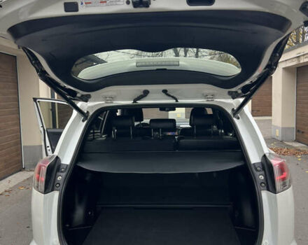 Белый Тойота РАВ 4, объемом двигателя 2.49 л и пробегом 199 тыс. км за 22999 $, фото 40 на Automoto.ua