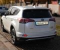 Тойота РАВ 4 2017 в Виннице на Automoto.ua Белый Тойота РАВ 4, объемом двигателя 2.49 л и пробегом 198 тыс. км за 22987 $, фото 9 на Automoto.ua