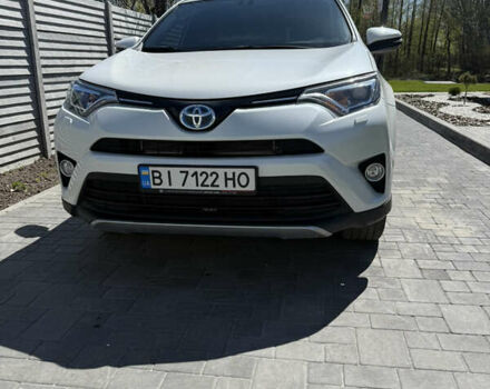 Белый Тойота РАВ 4, объемом двигателя 2.49 л и пробегом 138 тыс. км за 23500 $, фото 1 на Automoto.ua