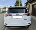 Белый Тойота РАВ 4, объемом двигателя 2.5 л и пробегом 80 тыс. км за 16000 $, фото 3 на Automoto.ua